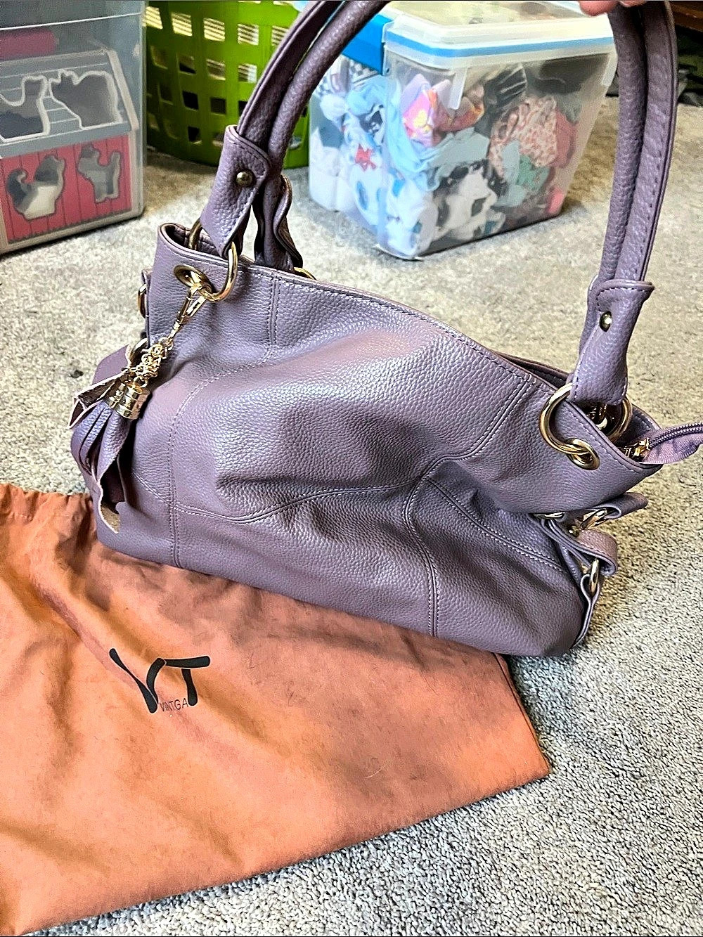Vintga Shoulder Bag in Purple